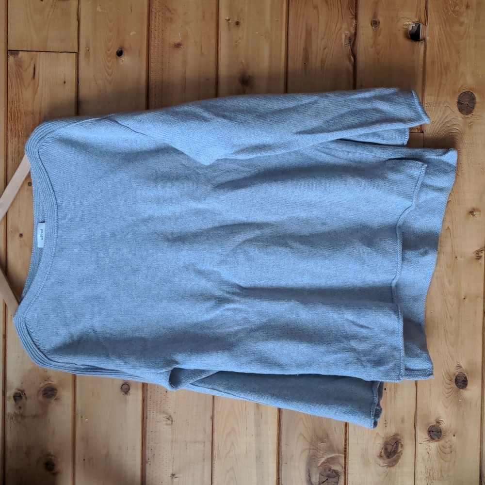 Wilfred new condition 100 percent merino wool long sleeve silver grey sweater